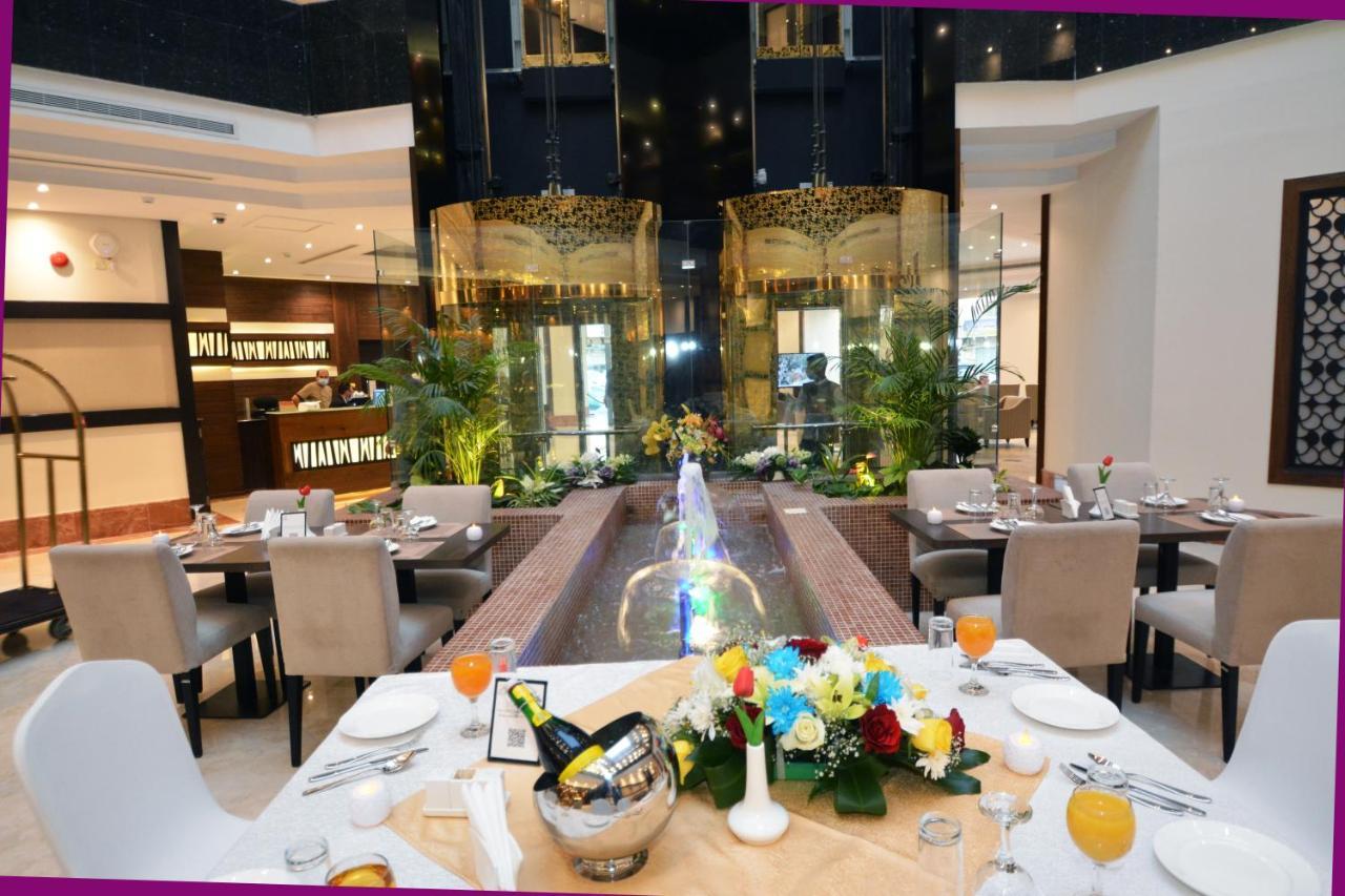 Roof Hotel Apartments Riyadh Exterior photo